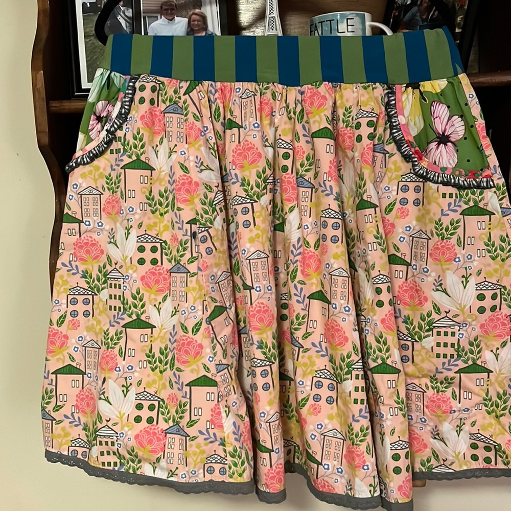 MATILDA JANE Vintage Homeward Bound Skirt with pockets, EUC, size XL
